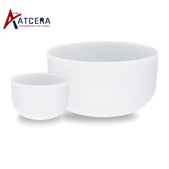 quartz crucible with excellent thermal shock resistance